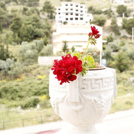 Elite Hotel Sarandë Buitenkant foto