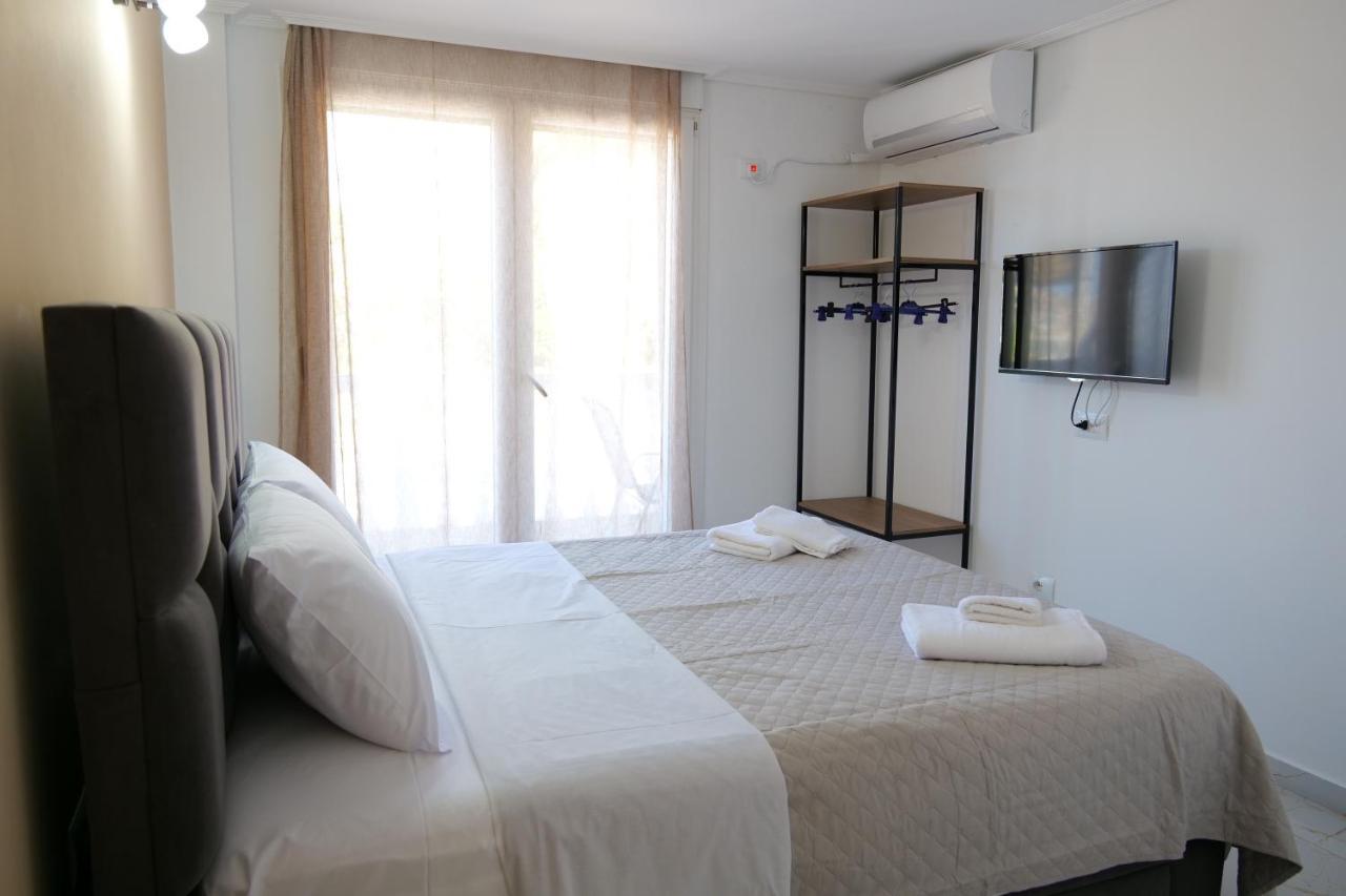 Elite Hotel Sarandë Buitenkant foto