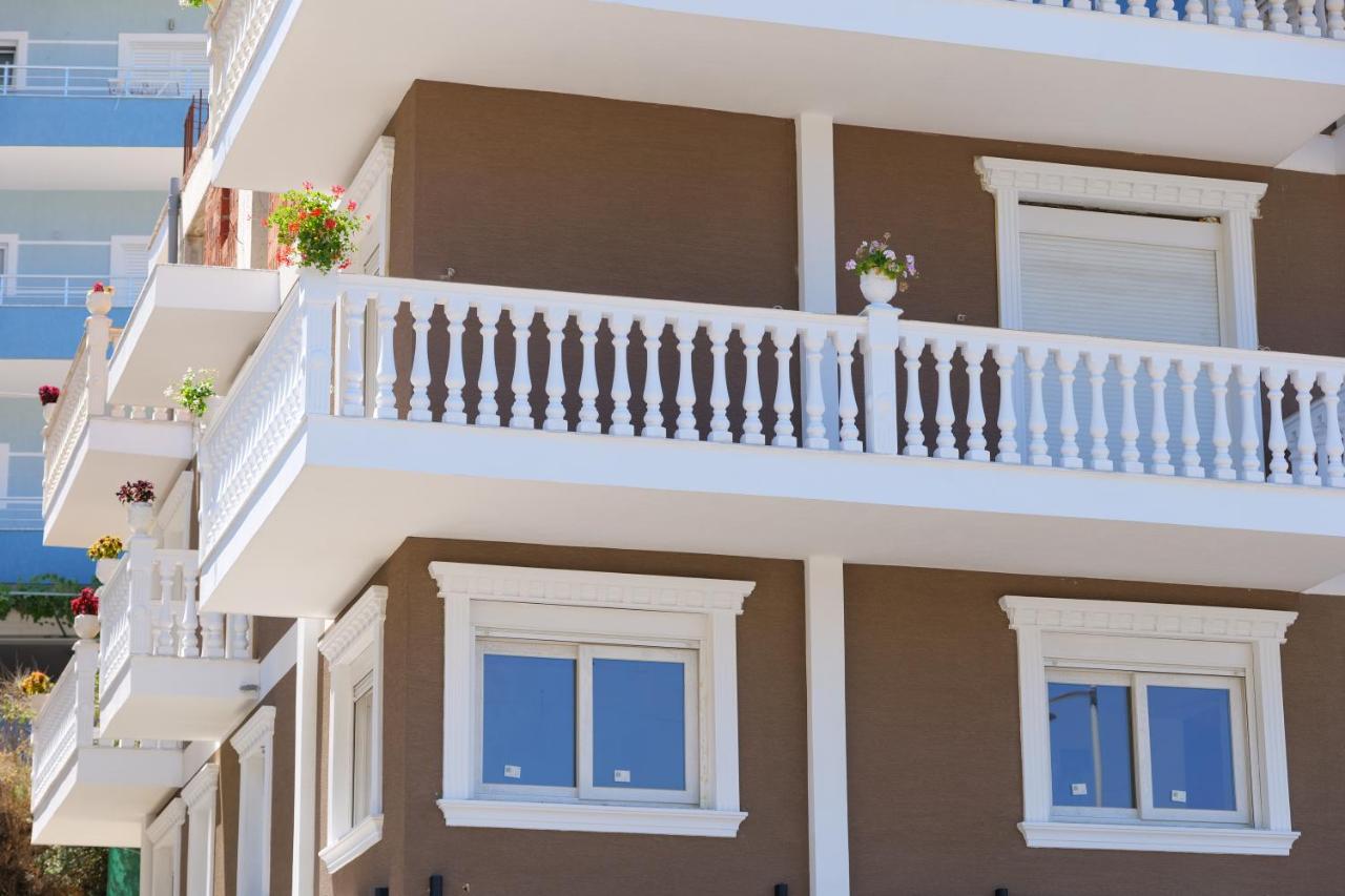 Elite Hotel Sarandë Buitenkant foto