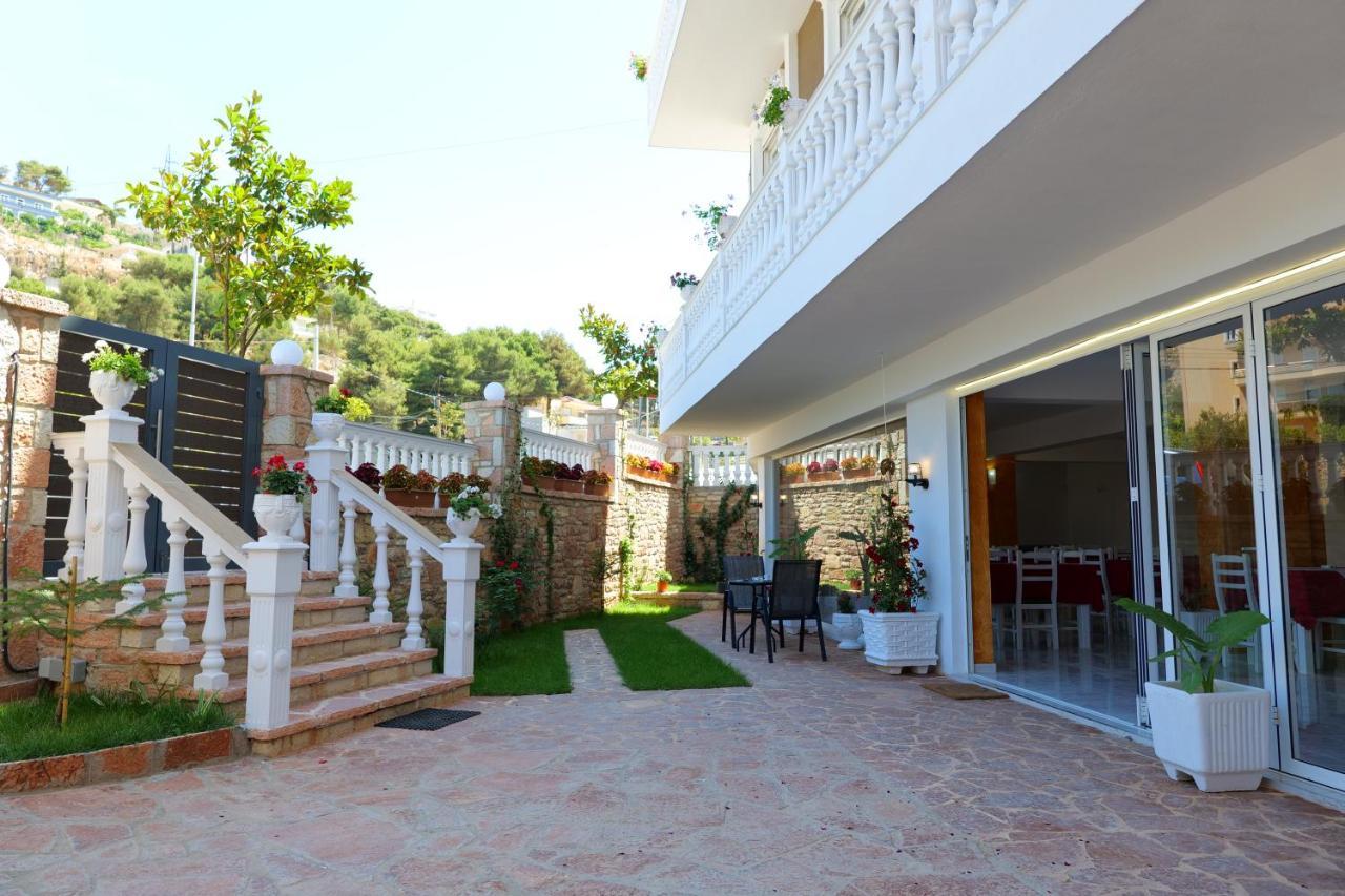 Elite Hotel Sarandë Buitenkant foto