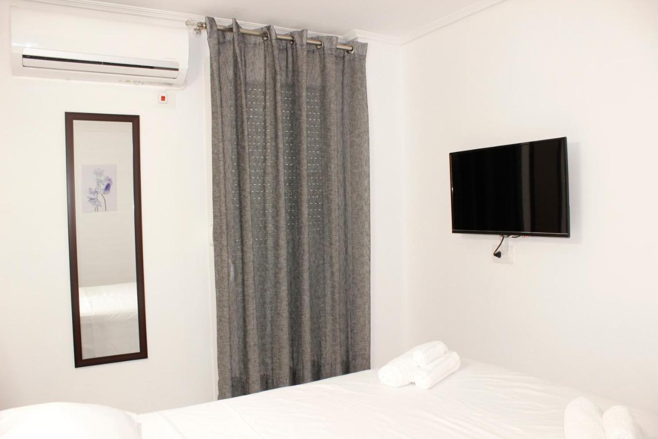 Elite Hotel Sarandë Buitenkant foto